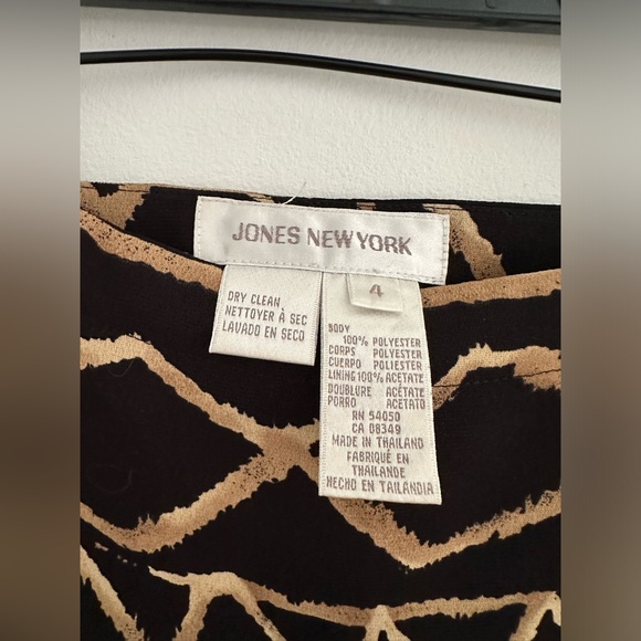 Vintage Jones New York Women's Black and Tan Skirt - Picture 3 of 4